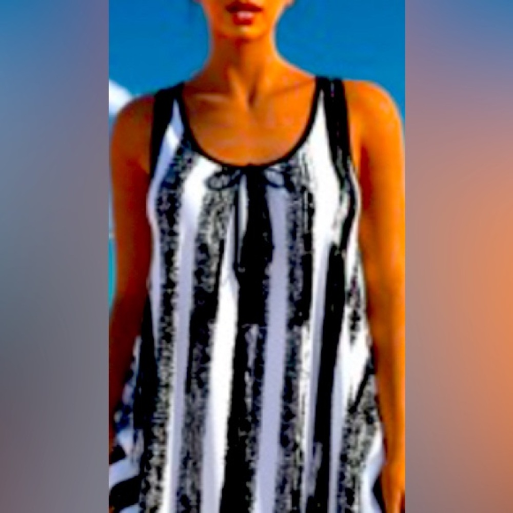 NEW Tankini Black and White